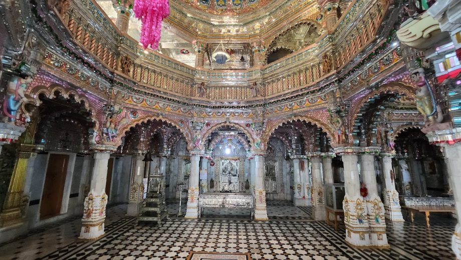 Manoranjan Parshwanath: A Key Jain Pilgrimage Site in Mehsana