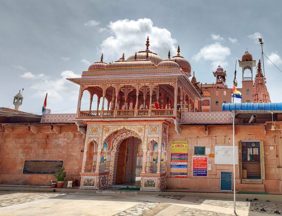 Shri Digambar Jain Atishaya Kshetra Chamatkarji: A Miraculous Jain Pilgrimage in Sawai Madhopur