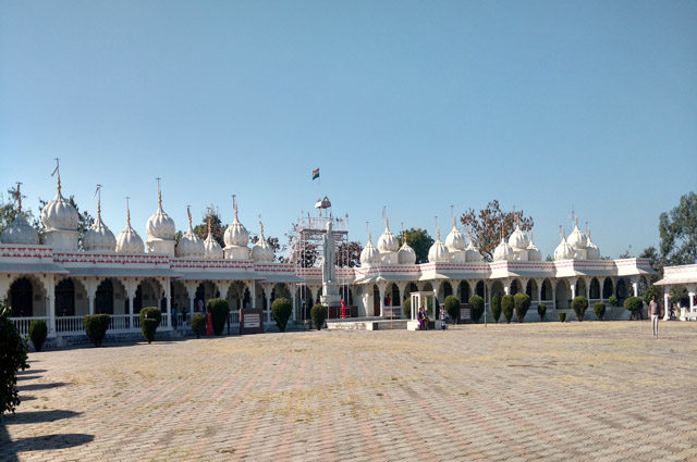 Gommatgiri Digambar Jain Temple: Indore’s Hidden Jain Heritage